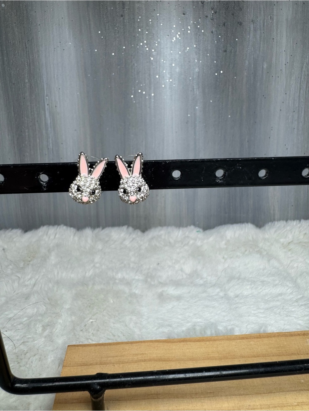 Kate Spade Magic Rabbit Studs - Picture 2 of 6